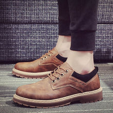 Load image into Gallery viewer, Men's British Retro Trend Boots - Abershoes