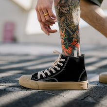 Load image into Gallery viewer, Men's Chic Street Style Canvas Shoes - Abershoes