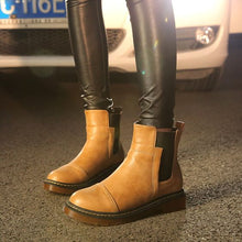 Load image into Gallery viewer, Trendy British Flat Booties - Abershoes