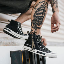 Load image into Gallery viewer, Couples Side Zipper Hip Top Canvas Shoes - Black - Abershoes