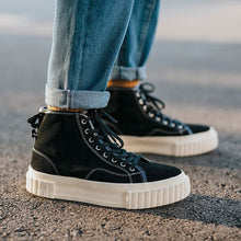 Load image into Gallery viewer, Couples Trendy High Top Leather Shoes - Abershoes