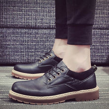 Load image into Gallery viewer, Men's British Retro Trend Boots - Abershoes